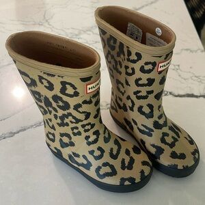 Never worn Cheetah Hunter Boots